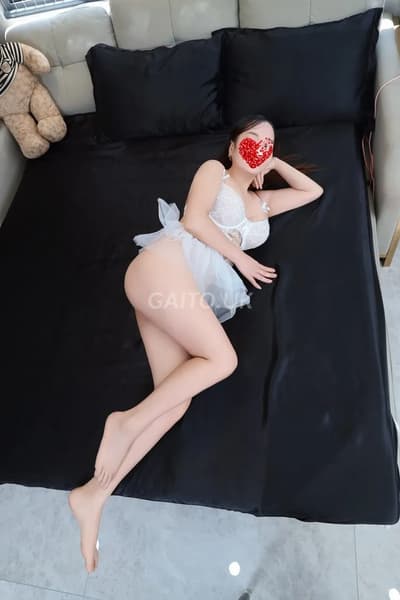 HOÀNG YẾN NỮ HOÀNG TÌNH DỤC THỜI THƯỢNG BÚ CU LÀM TÌNH CHỊCH KIỂU CỰC CHIỀU KHÁC