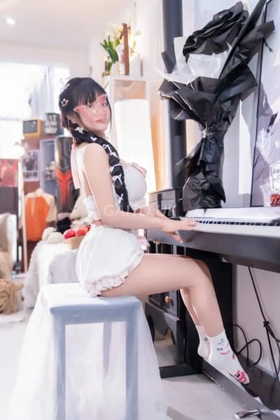 Trà My💋Gái Ngoan Xinh Vú Bự Phục Phụ Như Người Yêu Luôn