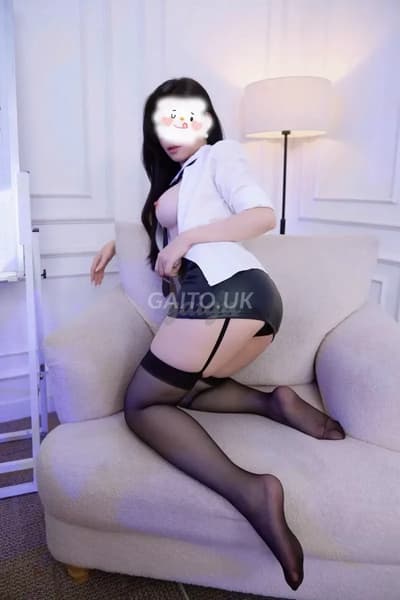 Hà Chi:HOTGIRL XINH ĐẸP - VÚ TO ĐẸP CĂNG TRÀN - EO THON MÔNG MẨY - NGƯỜI TÌNH QU
