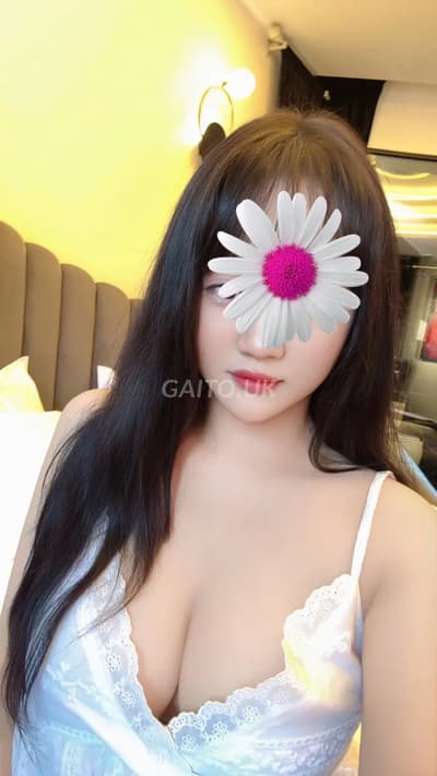 XUKA2k7 XINH GÁI CHIỀU KHÁCH. 
