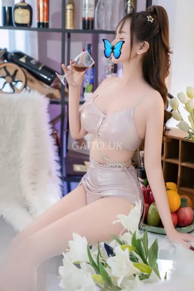 Linh Lan 168cm Xinh Xắn, Ngọt Ngào, Dáng Đẹp,Rất Yêu Nghề