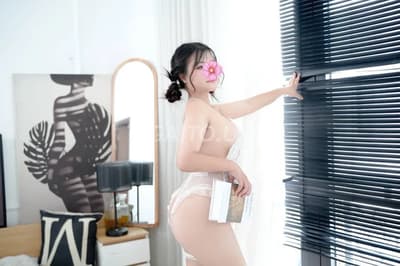 linh anh - lần đầu lên song ngoan hiền