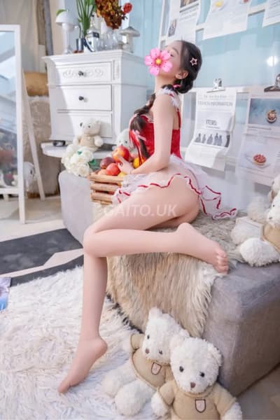 Bảo Trâm 2K8 Xinh xắn, non tơ , với dáng đẹp Lần đầu lên sóng
