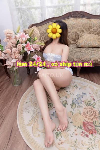 HUYỀN TRANG_ XINH DÂM PHỤC VỤ VUI VẺ