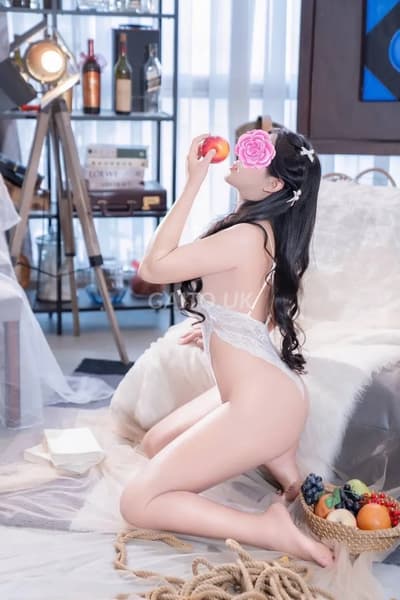 BÉ SỮA 2k8 max ngon