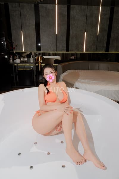 HOTGIRL❤️ DIỆU NHI 168cm ❤️XINH XẮN CUTE ĐÁNG YÊU VÚ BÍM NUỘT NÀ