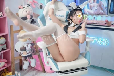 bảo anh- mình day loli yêu chiều