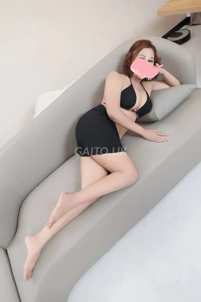 Thúy Kiều- em hàng ngoan dâm, nhẹ nhàng chìu khách!!!