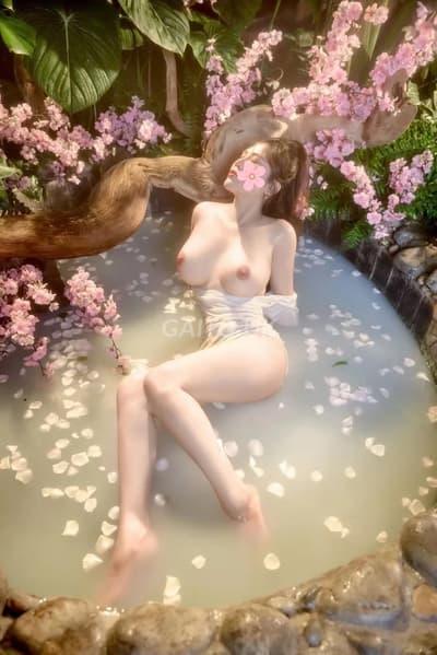 ❤️ HỒNG THẮM ❤️XINH DÂM - LÀM TÌNH CHUYÊN NGHIỆP