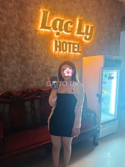 ❤️ GÁI NON HUYỀN MY_ GƯƠNG MẶT XINH XẮN, BODY CỰC NGON❤️