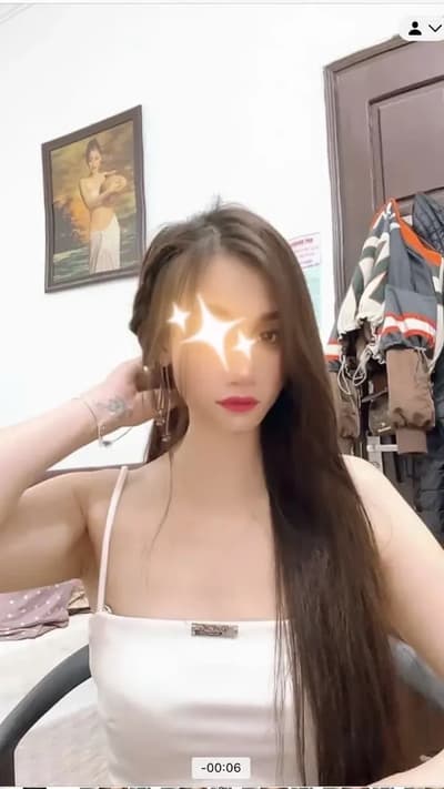LINH ĐAN - EM GÁI XINH XẮN MÌNH DÂY LÀM TÌNH ĐÊ MÊ