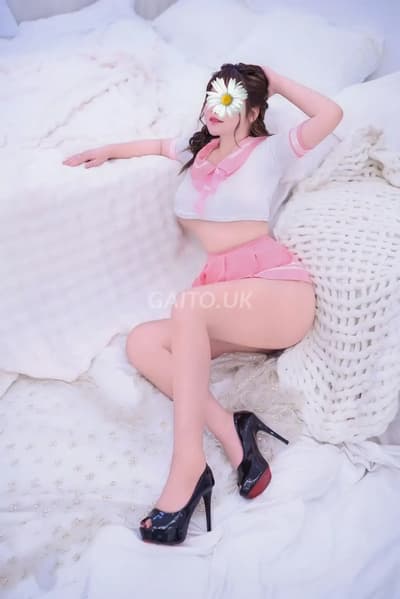 Lan Anh Xinh 💋 Kỹ Năng Đĩnh, Phục Vụ Chu Đáo Gần Gủi