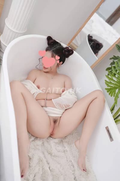KIM ANH DÂM NGON CHUPY NƯỚC NÔI TRÀN TRỀ