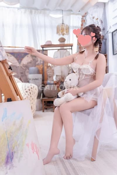NGỌC LINH DÂM BÁ CHÁY LẦN ĐẦU LÀM GÁI SIÊU MỚI