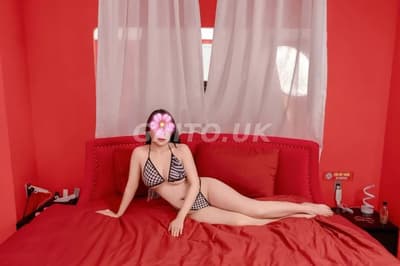 Thần dâm LyLy full service: lỗ nhị, massage Thái,Nuru CIA ( bắn tinh miệng) phục