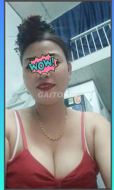 Quỳnh Chi dáng cao ráo mặt có nét dâm đãng gầm cao máy thoáng vú bự đít bự ✅ 