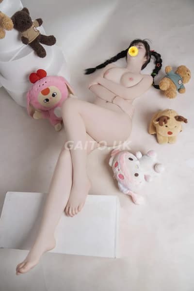 BÉ PEO XINH XẮN DÁNG MÌNH DÂY MỚI ĐI LÀM LẦN ĐẦU 