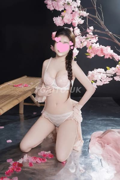 New Diệu Linh 🍑 Hàng Mới Gái Teen Ngon
