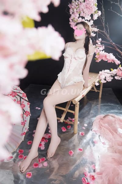 New Diệu Linh 🍑 Hàng Mới Gái Teen Ngon