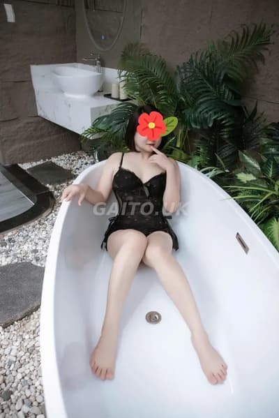 Bối Bối 💞 Gái xinh đẹp, làm tình giỏi, phục vụ tốt.