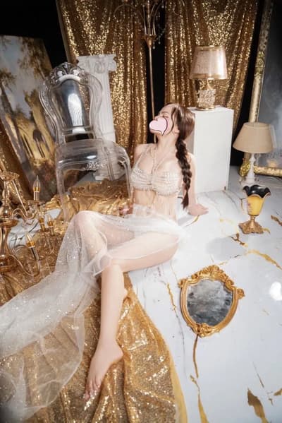MIU MIU BODY SEXY LÀM TÌNH BAO PHÊ