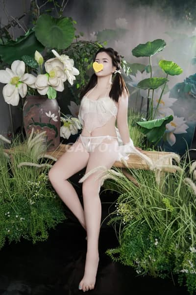 BẢO TRANG HIỀN LÀNH TÌNH CẢM VUI VẺ