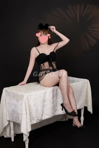 SALI GÁI DÂM  CHUẨN ĐỂ CHỊCH PHÊ TỚI NÁI LUÔN AE