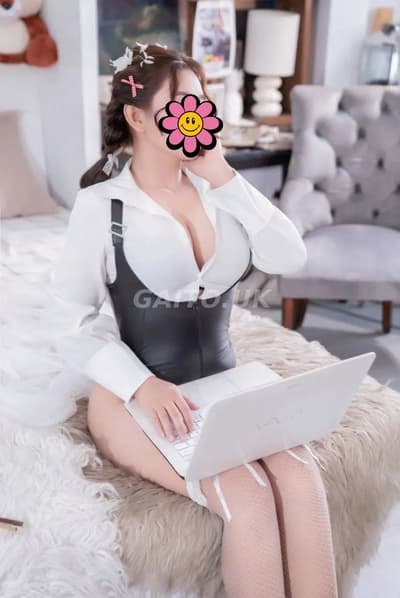 🍃Linh Sara🍃 - Em Gái Miền Tây - BODY Khủng - Face Xinh Xắn - Kỹ Năng Siêu Đỉnh
