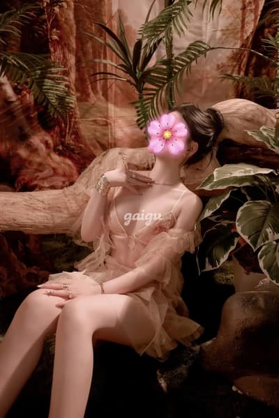 E ly, MẶT XINH BODY THƠM THO CĂNG TRÀN - VÔ CÙNG NÓNG BỎNG VÀ HẤP DẪN [33091]