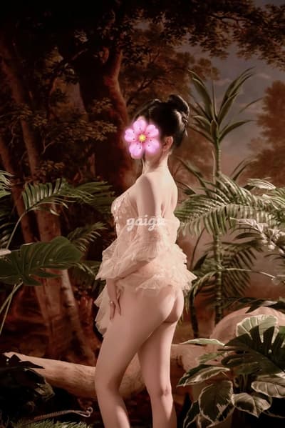 E ly, MẶT XINH BODY THƠM THO CĂNG TRÀN - VÔ CÙNG NÓNG BỎNG VÀ HẤP DẪN [33091]