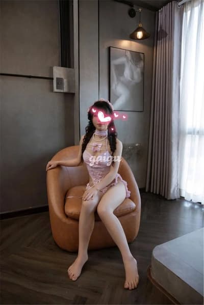 NGỌC VY - EM GÁI LOLI 2K6 BÍM NON TƠ LẦN ĐẦU LÊN SÓNG [32839]