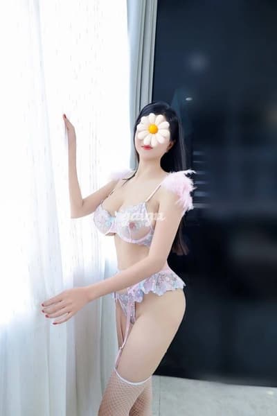 Hà My ⭐️siêu Mẫu vú khủng, cao ráo,chân dài , cực kỳ xịn sò hết nước chấm luôn [33637]