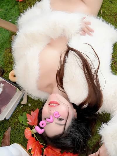 NGỌC RUBY CỰC CHIỀU KHÁCH THOẢI MÁI VÀ RẤT DÂM LUÔN [12442]