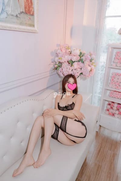 TRÂM ANH - Vú bím cực đẹp, siêu dâm, ngoan, chiều khách, service cực chất. [33650]