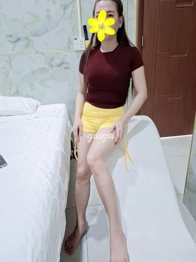Ái vy da trắng ngực to ( hàng thật 100% nhé) [33686]