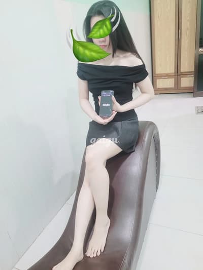 Vy Vy nhỏ nhoắn xinh xoắn vào đời. [33537]