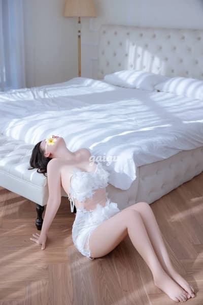 TRÂM ANH. BODY NÓNG BỎNG- SEXY QUYẾN RŨ - KỸ NĂNG THẦN DÂM - VÚ TO BÍM KHÍT E CHIỀU CHUỘNG NHIỆT TÌNH NHƯ NGƯỜI YÊU [33706]