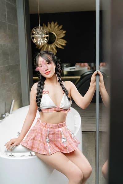 Bé Miu ( Gái Bắc ) Xinh Dâm Làm Tình Chuyên Nghiệp