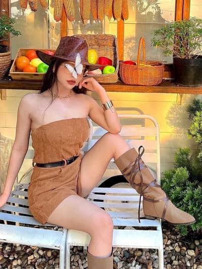 LUNA ❤️ Khuôn mặt xinh đẹp, body dẹp, vú mông căng đét