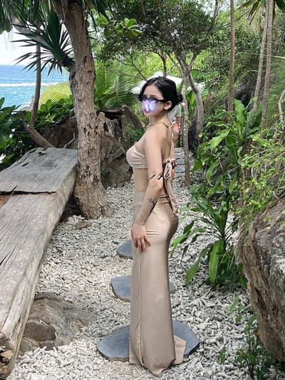 LUNA ❤️ Khuôn mặt xinh đẹp, body dẹp, vú mông căng đét