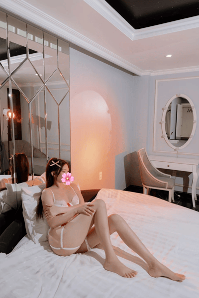 Phương Ly 170cm Ngọt Ngào Dáng Đẹp Cùng Kỹ Năng BJ Tuyệt Đỉnh -