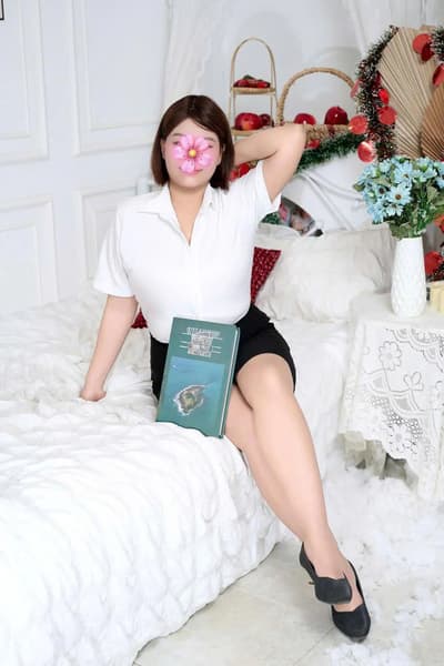 Mi Mi:gái gọi gò vấp 