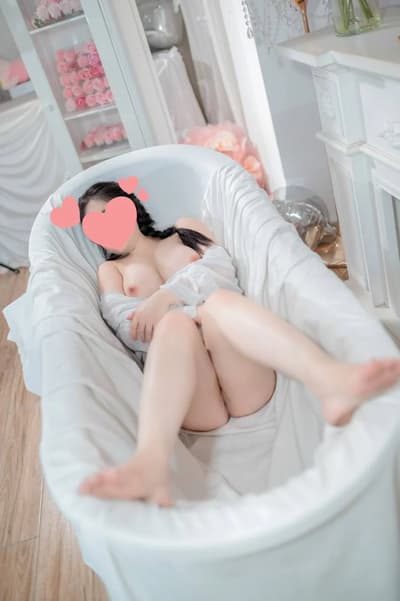 [HÀNG CHUẨN]  Diệu châu  TRẮNG XINH- VÚ KHỦNG