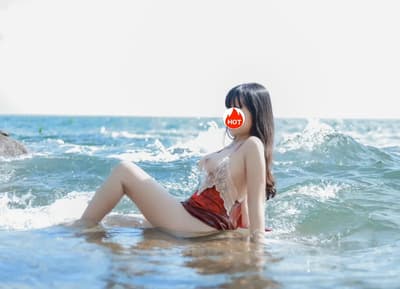 Hot!!!❤️Nhã Tuyết Dâm Nữ Thèm Khát Tình Dục❤️Thân Hình Em Sinh Ra Để Được Chịch❤️ 3 Vòng Sexy Quyến Rũ.