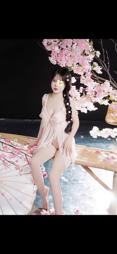 Thu Trà Loli Nhỏ Nhắn,Dễ Thương