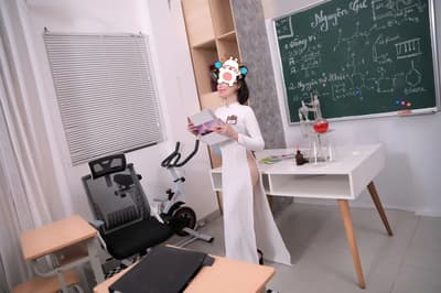 GÁI MIỀN TRUNG_ BÉ TỰ NHIÊN ĐÁNG YÊU XINH XẮN DỄ THƯƠNG RẤT NÊN CHECK