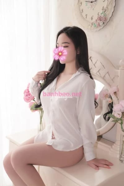 ❤️ Trang Trang ❤️ Sánh Vai Cùng Những HotGirl Đình Đám