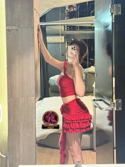 ❤️Rau Sạch❤️ Bé LiiLy 2k2-Dáng Đẹp - Non Tơ – Da Trắng Mịn Màng .