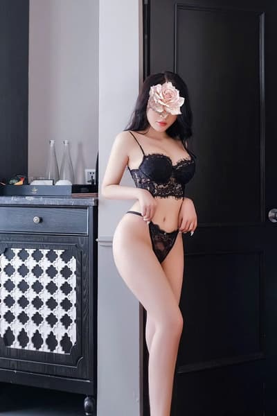 ❤️ Tiểu Vy ❤️ HOT GIRL DA TRẮNG, VÚ TO, TÌNH CẢM, NHẸ NHÀNG