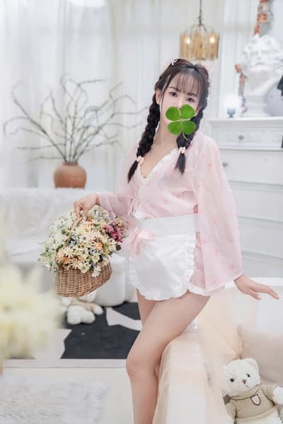 NEW ⭐PHI YẾN MỚI LÊN SÓNG GẦN ĐÂY XINH TƯƠI NGOAN HIỀN